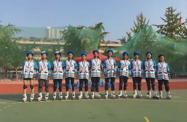 恭喜她们拿下全国冠军！期待未来巴南体育事业蓬勃发展