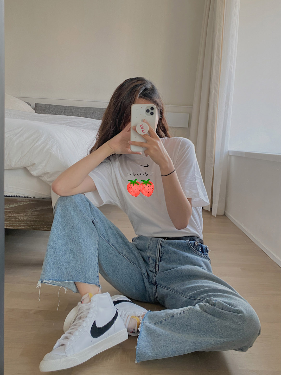 夏天nike高帮搭牛仔裤 (白色nike宽松t恤怎么搭裤子)