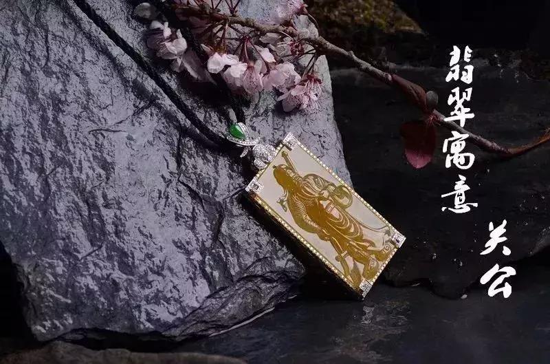 6类人群、30种翡翠。翡翠可不能随便送人，现在看还不晚！