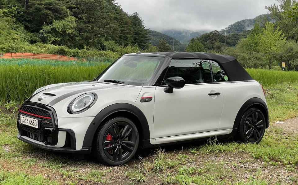 推荐几款性价比高的硬顶敞篷车,最帅的硬顶敞篷车推荐