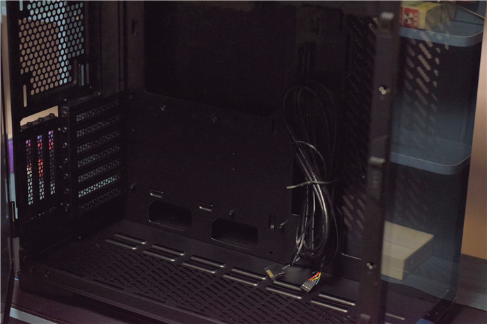 i79700kf配什么显示器,i79700k配置用什么显示器