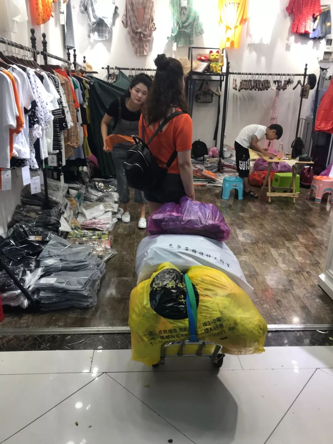 曾位列全国第七的成都荷花池，能靠“韩国城”嗨起来？