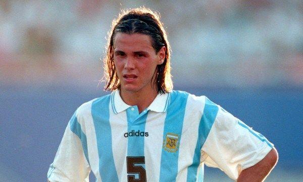 齐达内足球第一人,十大中场大师齐达内