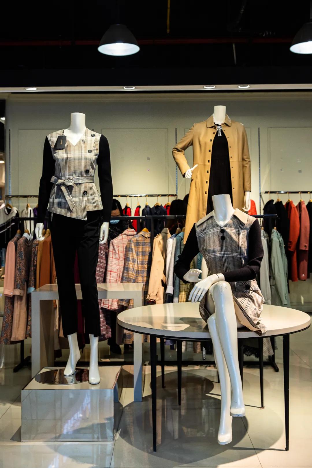 用不着加群拼团！来罗马春天奥莱，做真正的气质名媛