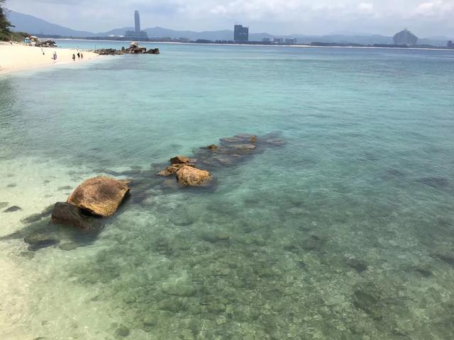 蜈支洲岛到天涯海角有多远,蜈支洲岛和天涯海角哪个好