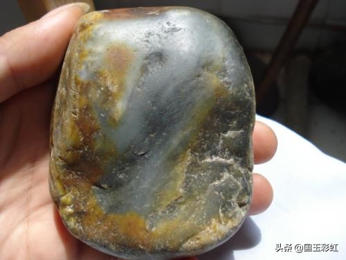 收藏玉是收藏高古玉还是明清玉,如何识玉辨玉