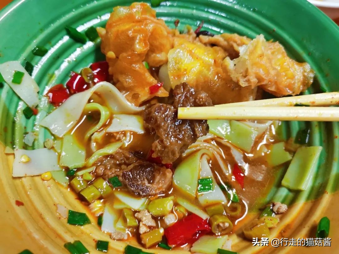 边城是沈从文笔下一座美丽的小城,沈从文笔下的边城讲的是哪里