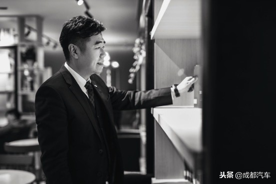 做服务，温度就要刚刚好访梅赛德斯-奔驰四川华星锦业总经理淡刚