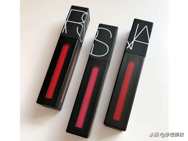 閭ｄ簺骞翠拱杩囩殑闆峰搧,閭ｄ簺骞磋窡椋庝拱杩囩殑闆峰搧