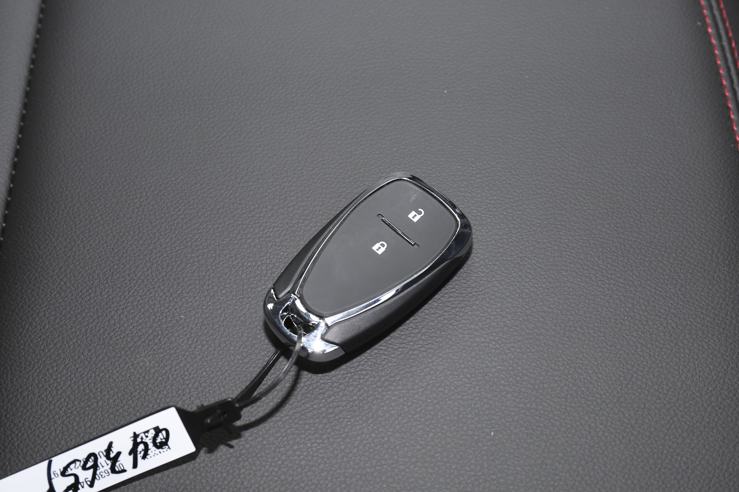 创酷2021款,雪佛兰创酷2021款325t自动挡高配