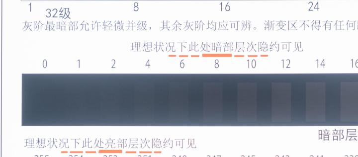 推荐一款简单精致的电脑桌 (实木电脑桌效果图大全2015款)