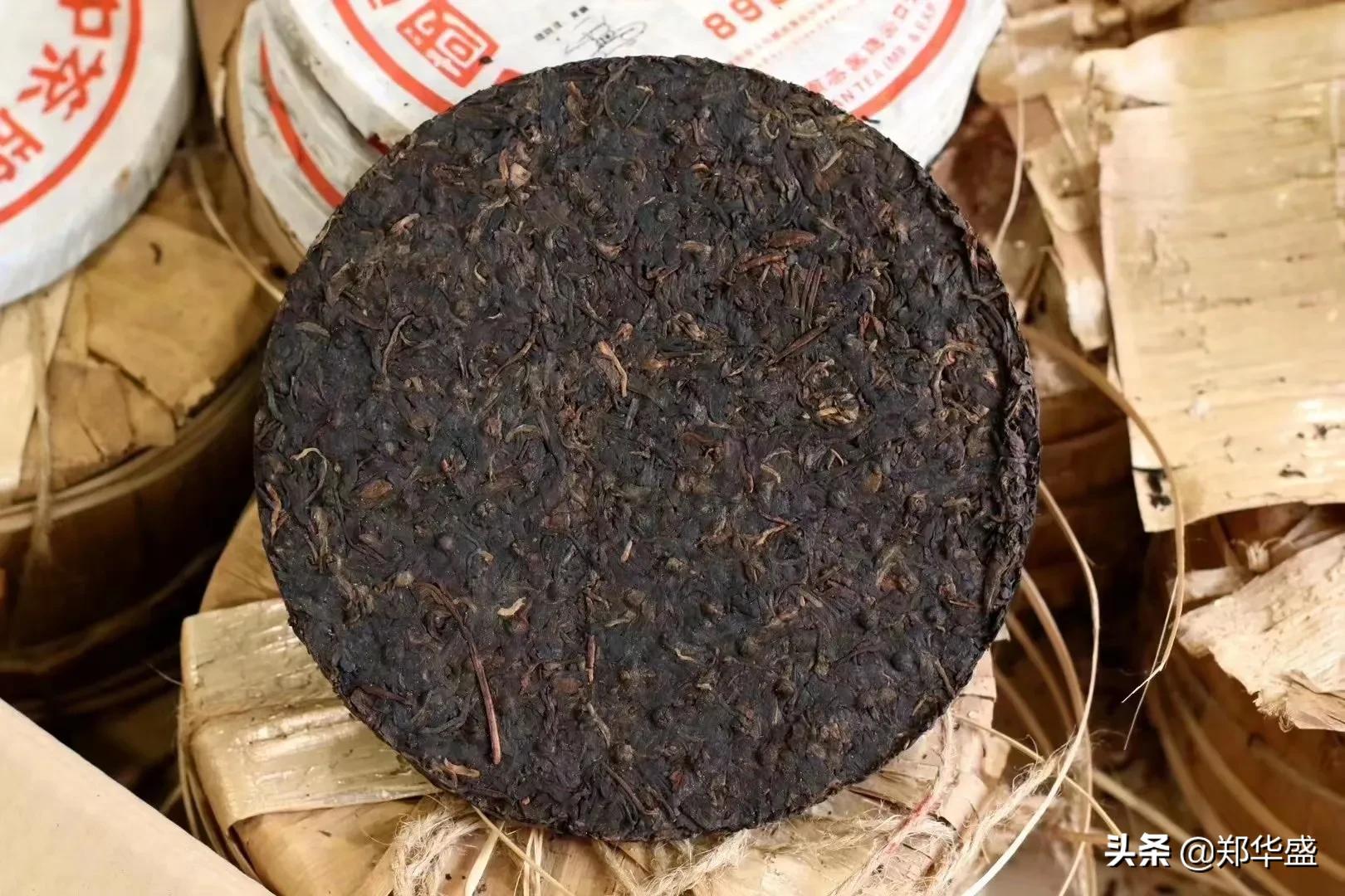 中茶最好喝的一款生茶，06年中茶8901红印铁饼，干仓，带烟味