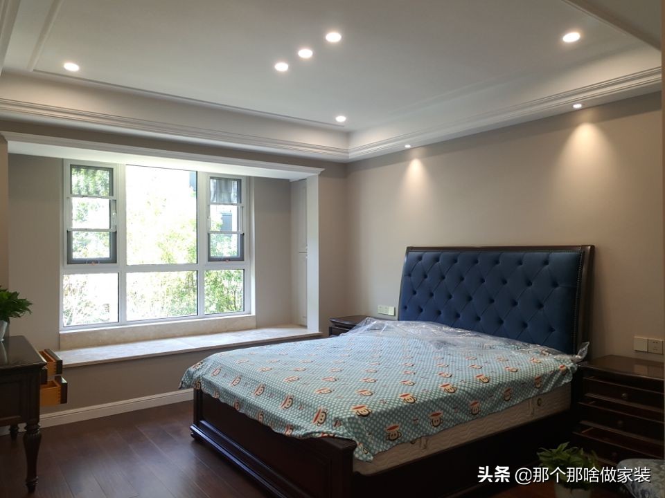 小房子装修床怎么选,家装卧室床怎么选择好看