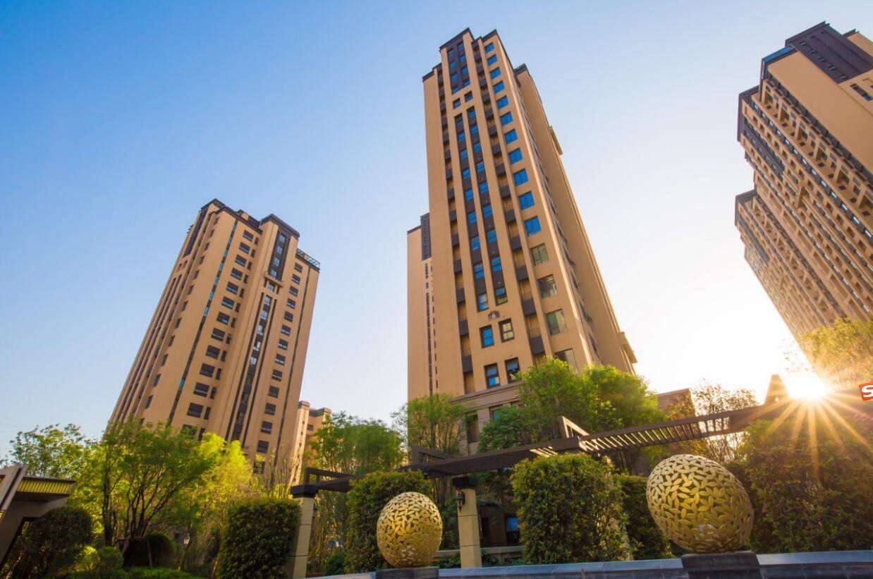 他自称比马云还有钱，家中保姆身价过亿，“民间股神”来历不简单