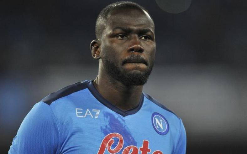 斯特林切尔西告别,斯特林离队曼城三冠王