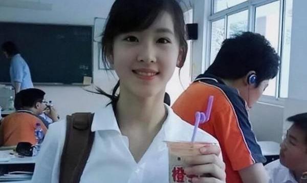 章泽天素颜照终于曝光,章泽天街拍照