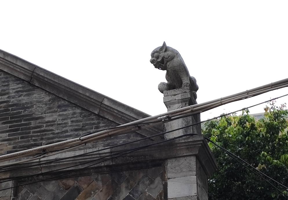 昆明翠湖春晓的那块石碑照片,翠湖牌坊