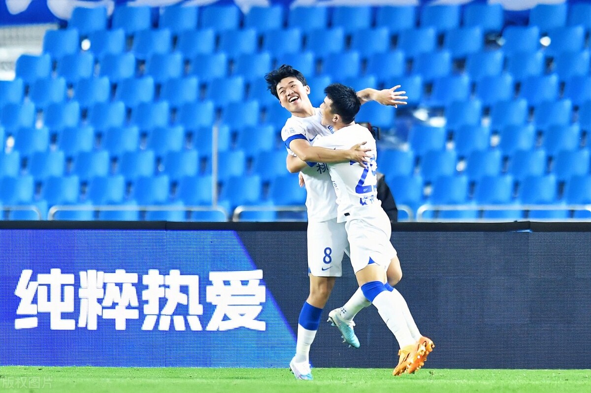 足球小将帽子戏法,足球小将大空翼完成帽子戏法