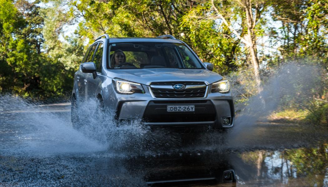 女生开车推荐车型十万左右,10万左右小女生开的新款车型