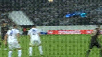 0-2爆冷英超卫冕欧冠输过保级球队,曼联最惨痛的比分