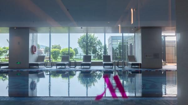 美食与美景并存,美食与美景交相辉映