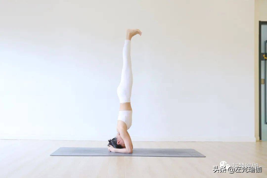 经期可以做的瑜伽运动瑜伽体式,瑜伽初学者的瑜伽体式