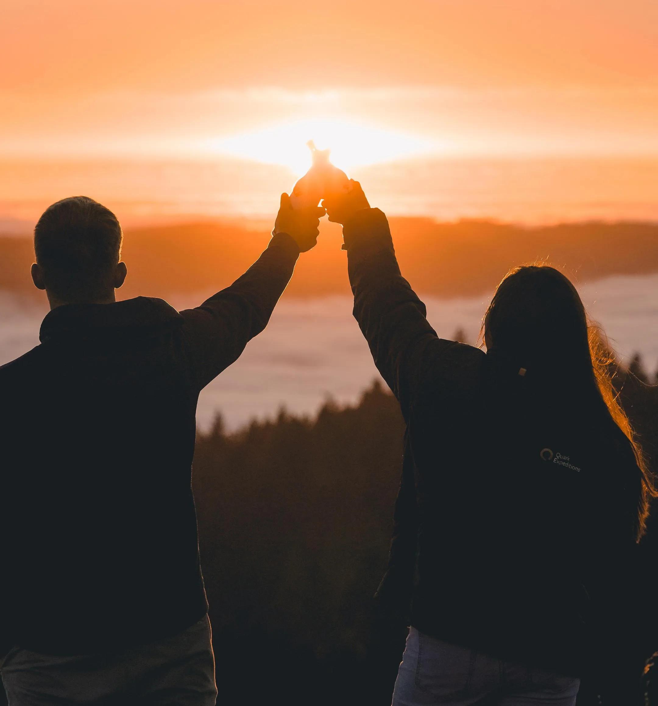 谈一段你对正确爱情观的理解,对爱情的理解和正确的爱情观