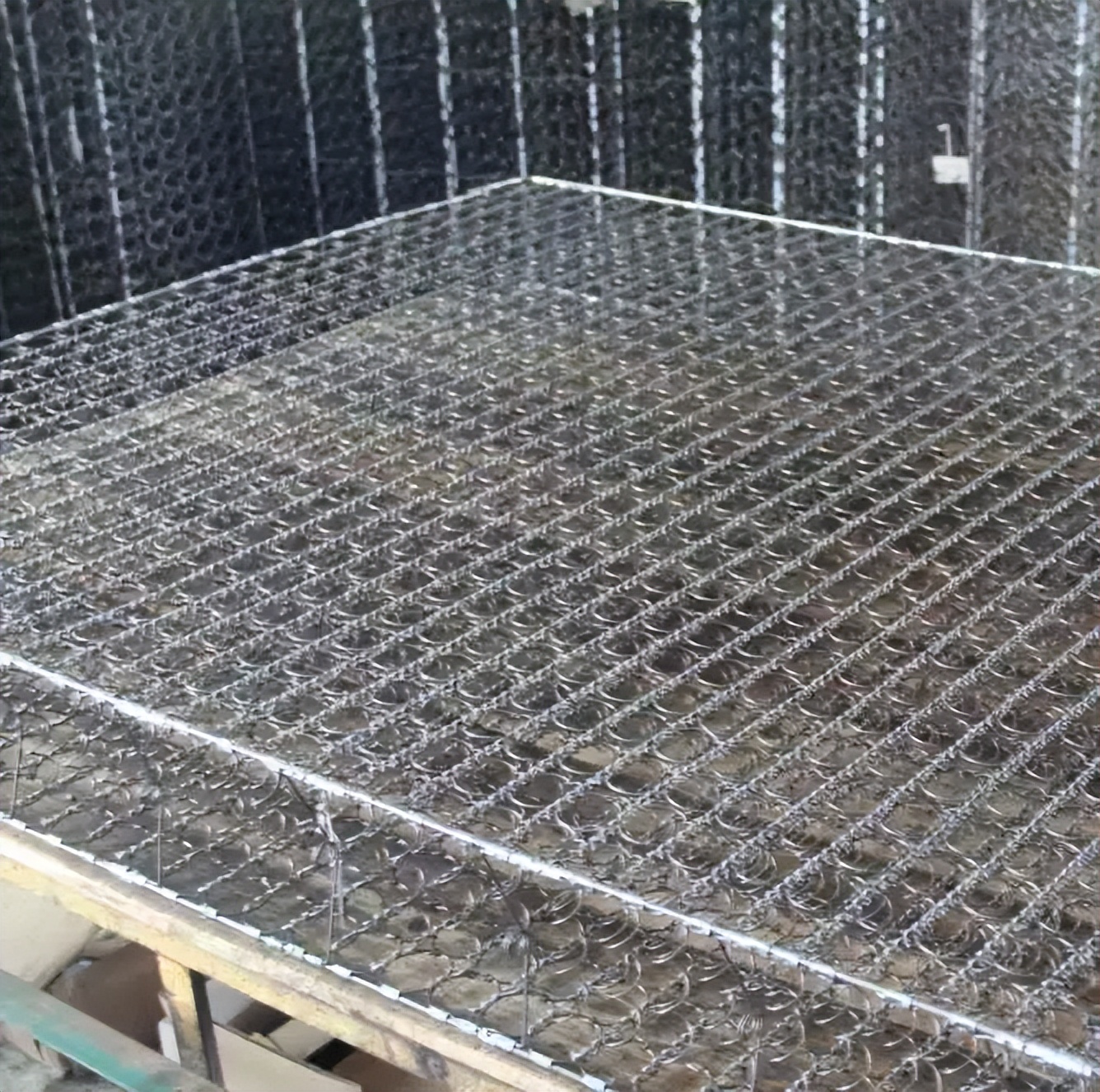 棕榈床垫和乳胶床垫哪个甲醛少,棕榈床垫和乳胶床垫哪种好