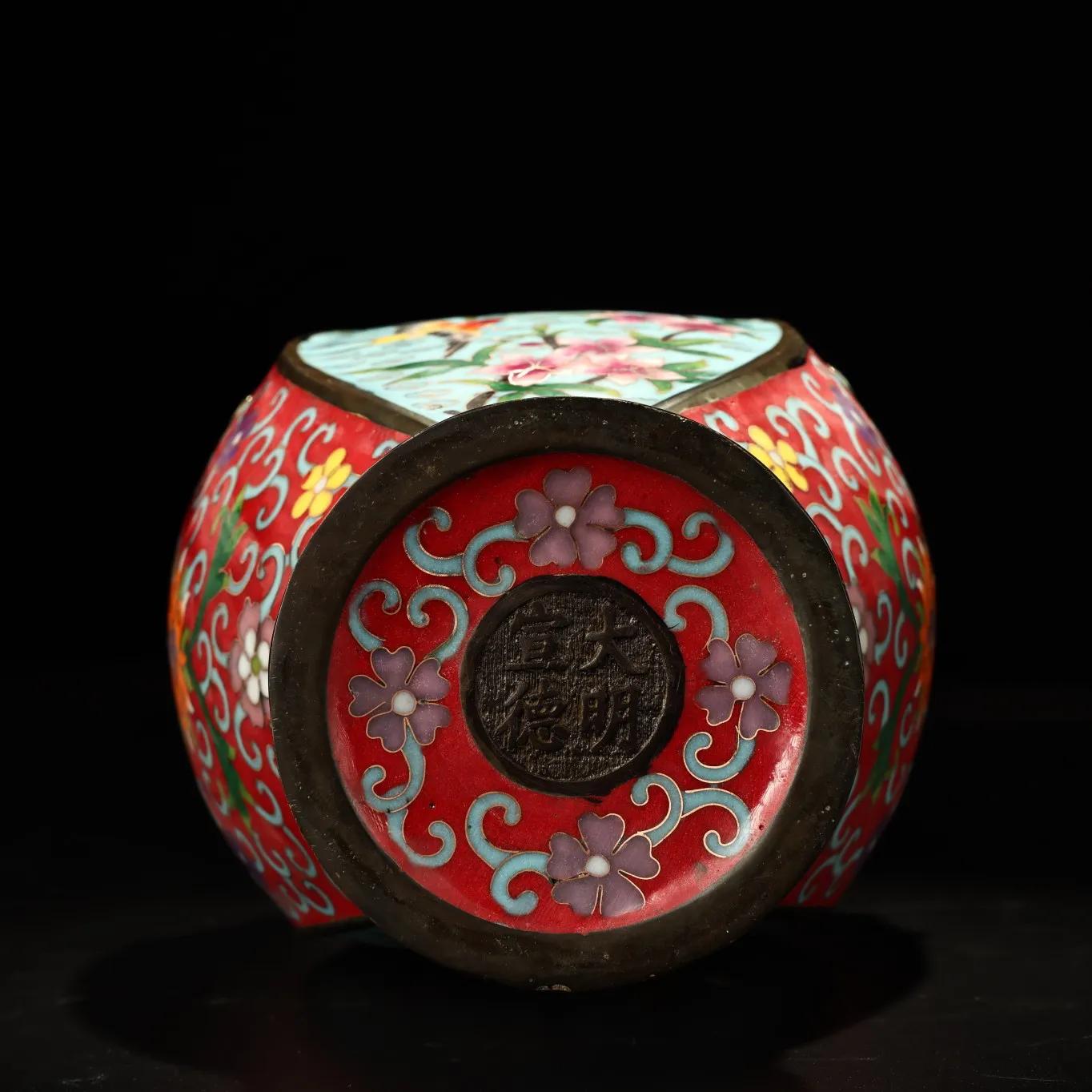 清末掐丝珐琅花瓶欣赏,大清乾隆年制掐丝珐琅花瓶图片