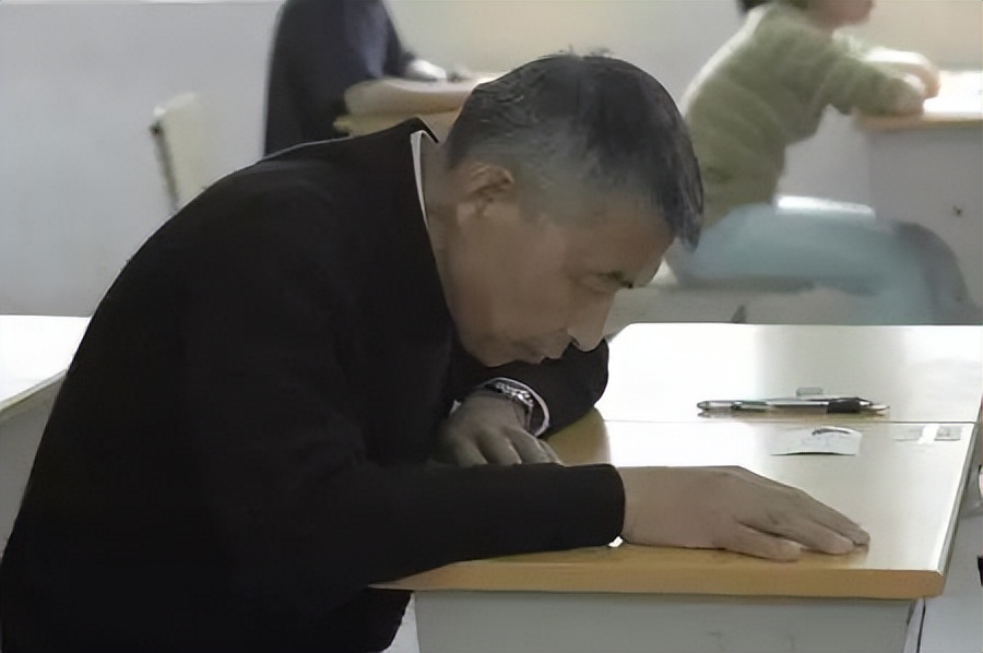 高考回忆30张照片,40张高考经典照片