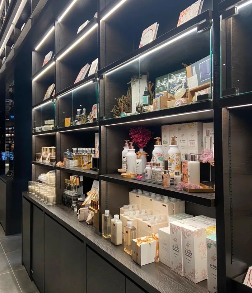 亚洲最大的茑屋书店,全球最美书店