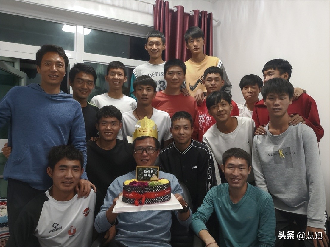 知行合一的马拉松“常青树”：记38岁厦马国内男子冠军尹顺金