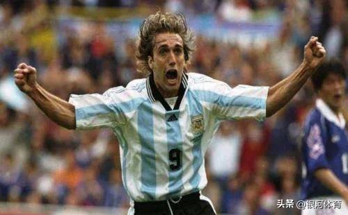 c罗梅西最佳阵容,c罗成为替补为什么梅西还是主力