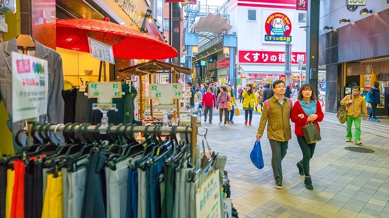 为什么日本人不喜欢社交,为什么日本人很讨厌背包