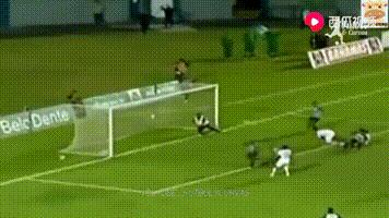 世界足坛的搞笑场面,世界足球史上最搞笑的瞬间