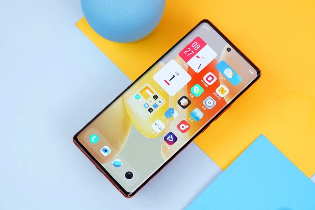 2000左右拍照手机推荐性价比高,oppo拍照最好的三款手机