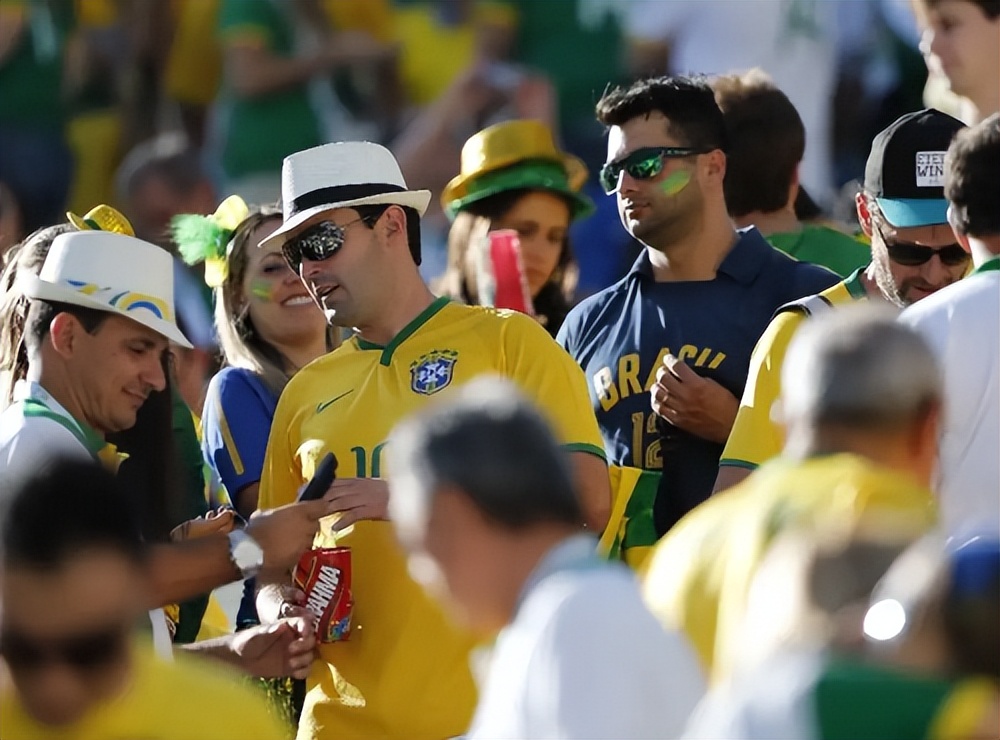 卡塔尔世界杯投资2200亿,卡塔尔世界杯钱花到哪了