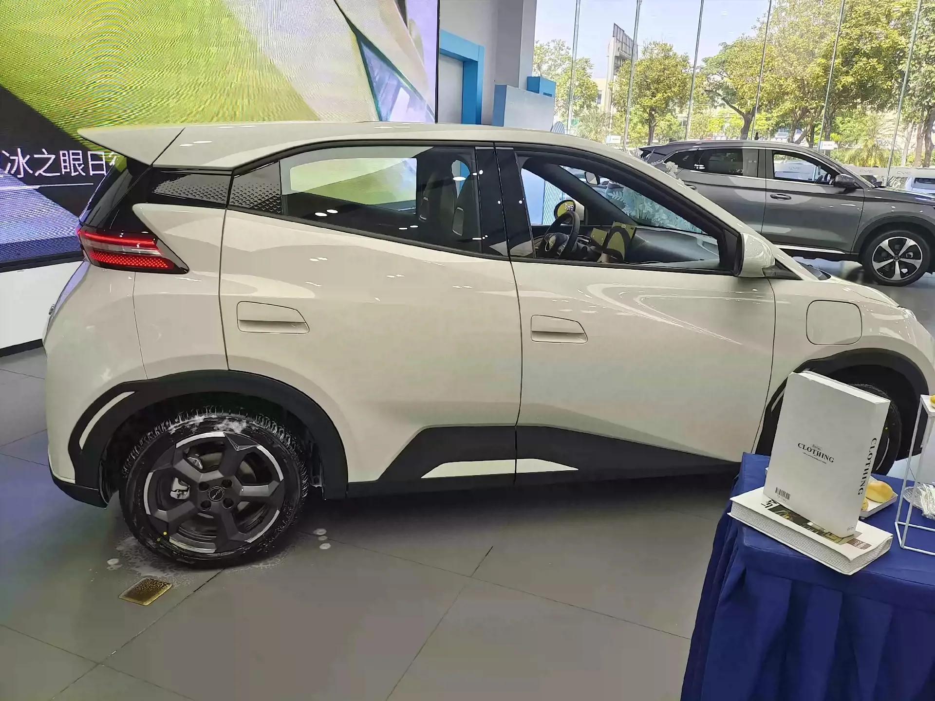 各大品牌微型电动车的测评,盘点三款新晋微型电动车