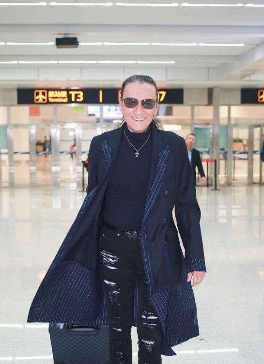 向华强和谢贤李小龙,谢贤成龙视频