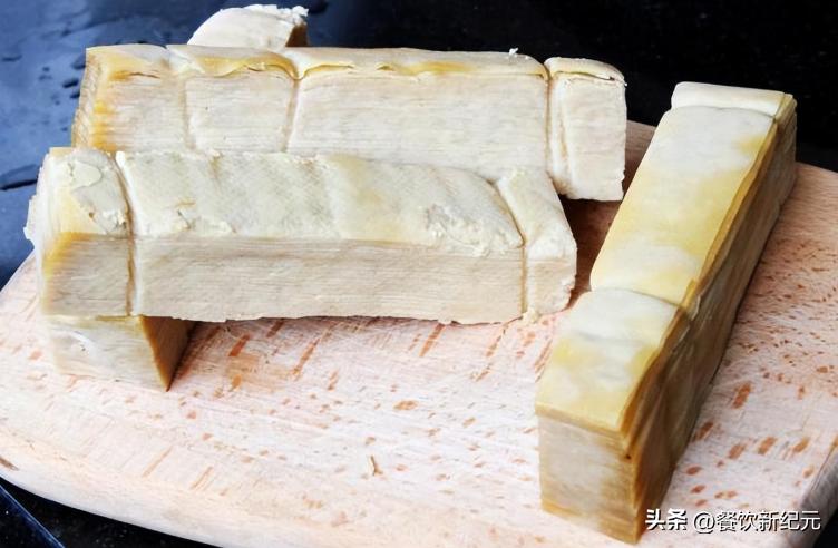 四大难吃的小吃螺蛳粉,顶级美食螺蛳粉为什么会那么臭