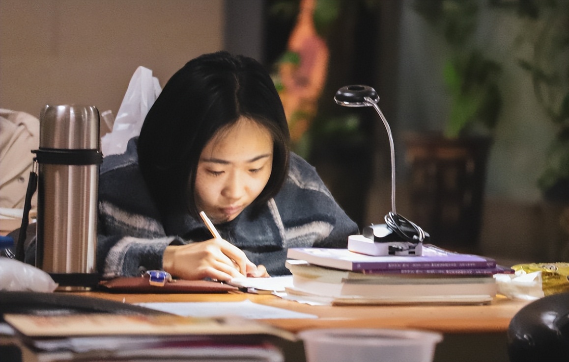 考研和考编怎么选择,考研与考编同时上岸选哪个