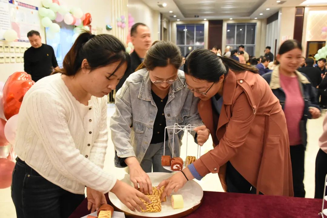 单县第二中学教师集体生日会,单县二中会议