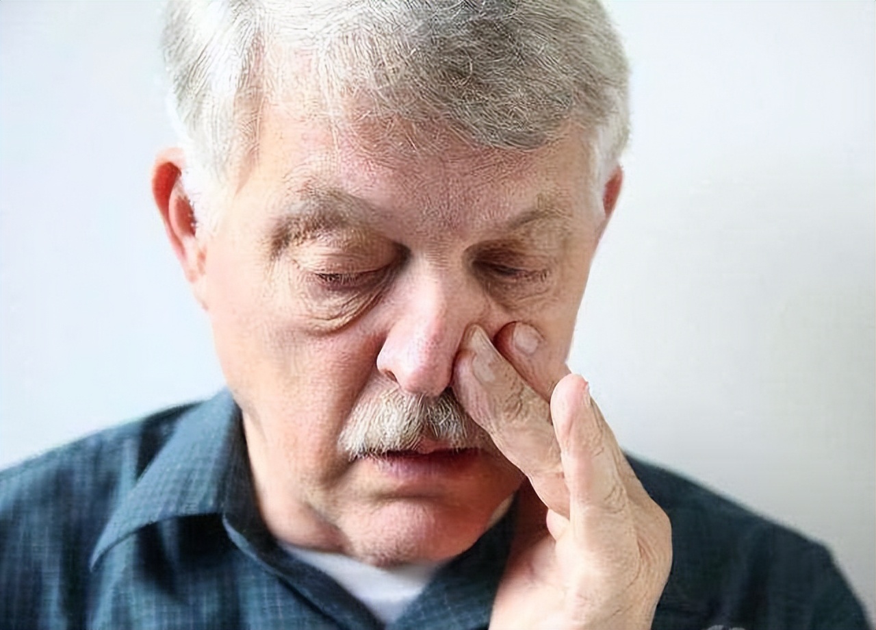 鼻毛变白是衰老了吗,鼻毛变白是不是意味着衰老