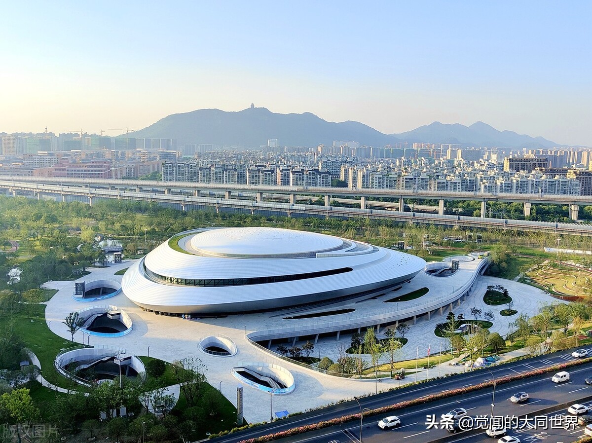 新东方董宇辉一股清流,新东方董宇辉成长经历