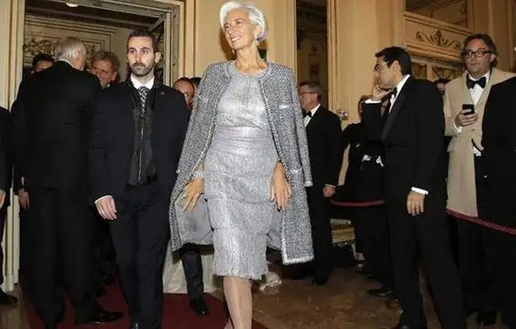 拉加德正式出任欧洲央行,拉加德当选欧洲央行行长