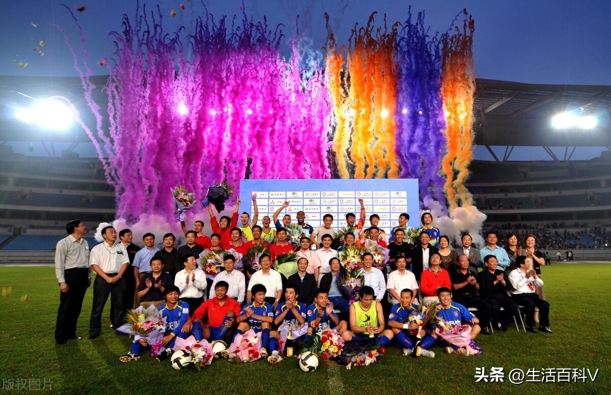 中国足球俱乐部背后企业,足球俱乐部从豪门到衰落