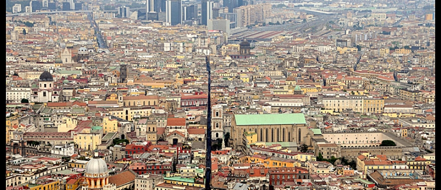 那不勒斯马拉多纳颠球,那不勒斯的马拉多纳印记