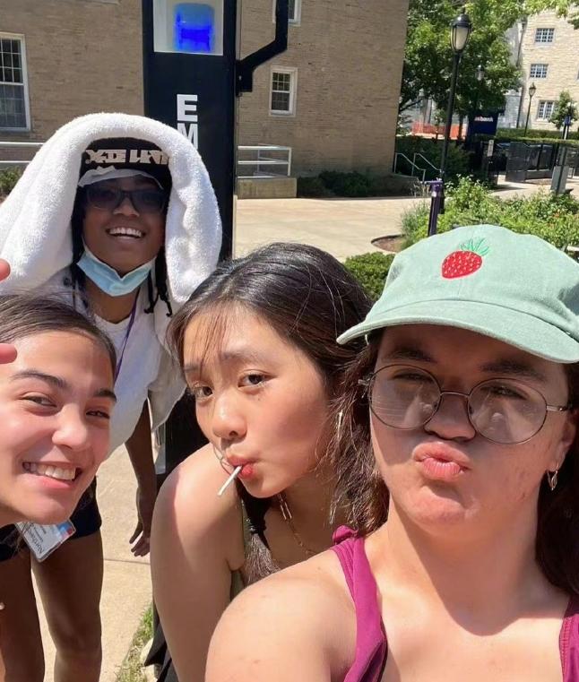 黄磊的女儿穿情侣装,黄磊女儿出国留学