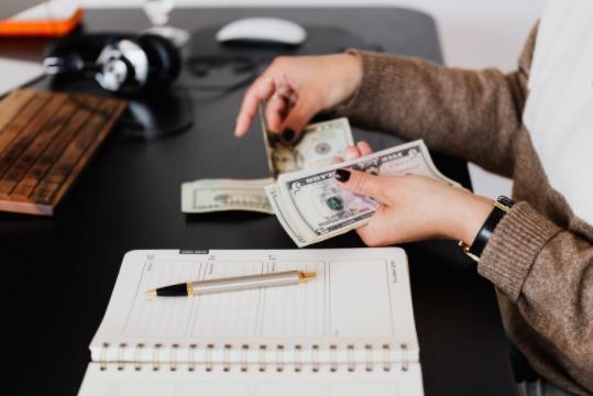 工商年报跟营业执照年检一样吗,营业执照年报申请和企业年报申请