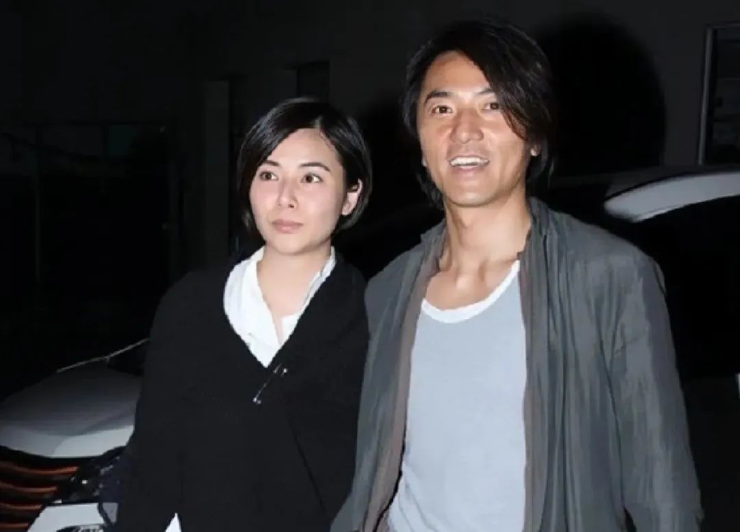 郑伊健老婆蒙嘉慧演唱会,郑伊健和老婆蒙嘉演唱会